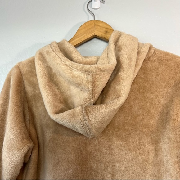 NWT Faux Shearling Hoodie - Picture 12 of 16